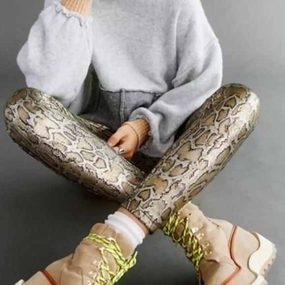 Free People | NWT Rio Vegan Metallic Gold Python Snakeskin Pull On Leggings M - Picture 3 of 6